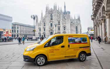 Nissan_DHL_Furgone_eNV200_elettrico_milano
