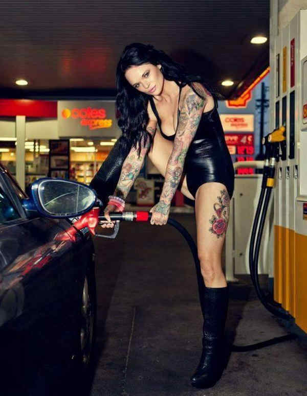 girls-top-car-hot (45)