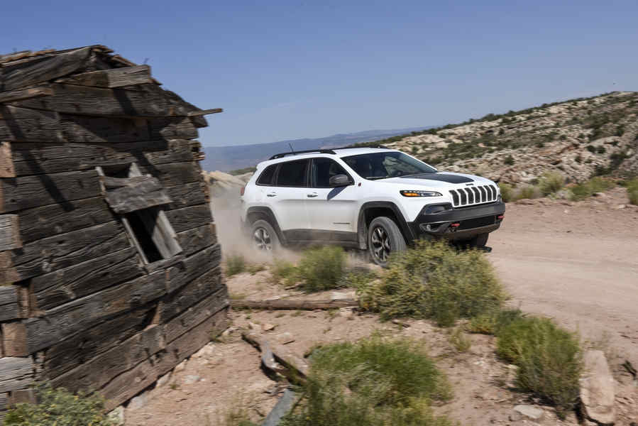Jeep Cherokee Trailhawk June, 2015_Moab, UT