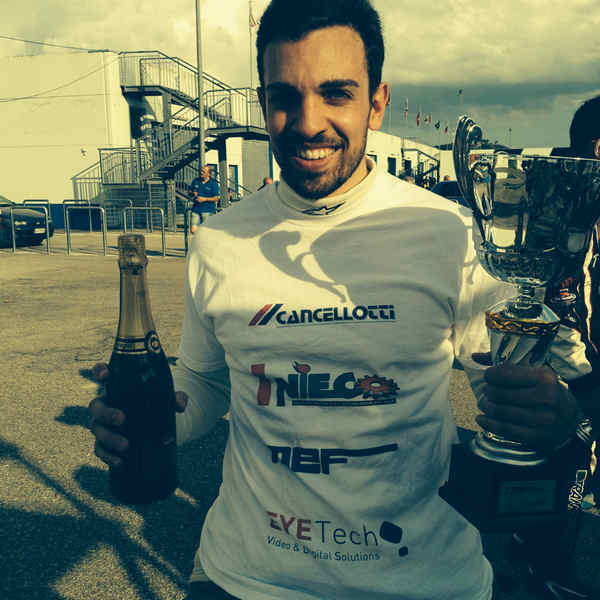 Riccardo Nucci Riccardo Nucci-03