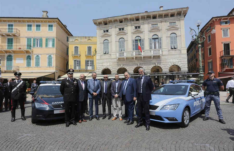 Seat-Leon-Polizia-Carabinieri-3