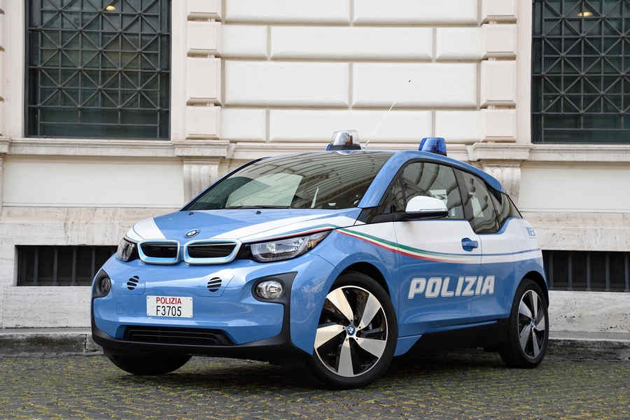 bmw-i30-forze-ordine-11