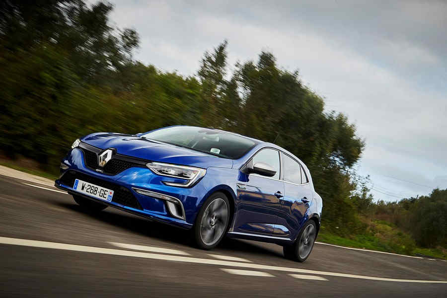 nuova-renault-megane-GT-12
