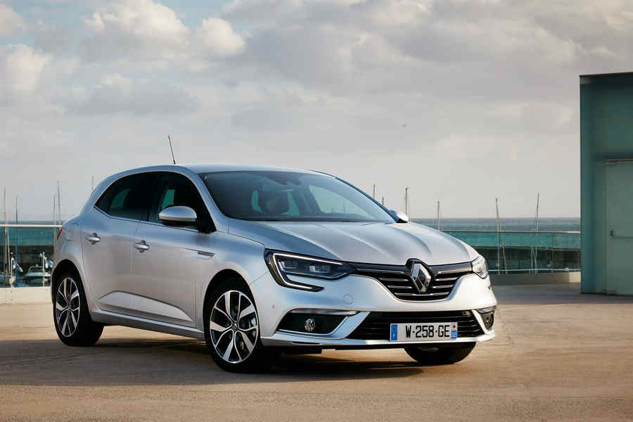 nuova-renault-megane-berlina-1