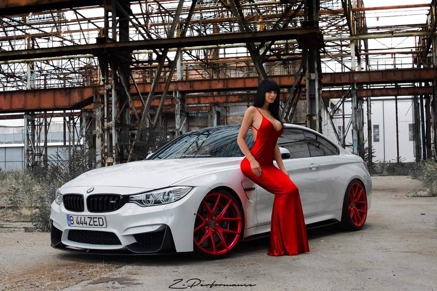 car girls bmw rosso