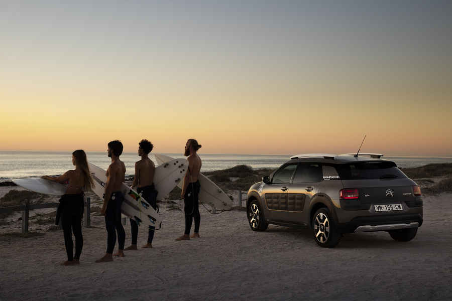 Citroën-C4-Cactus-Rip-Curl-13