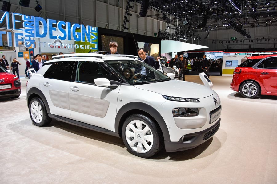 Citroen_C4 Cactus_Salone_Ginevra_2016_03
