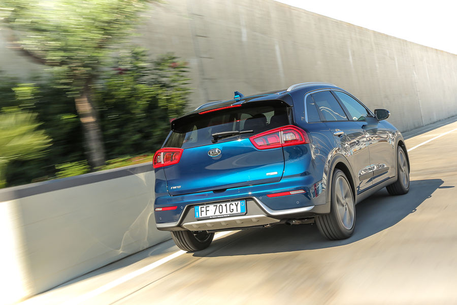 kia_niro_hybrid_presentazione_2016_27