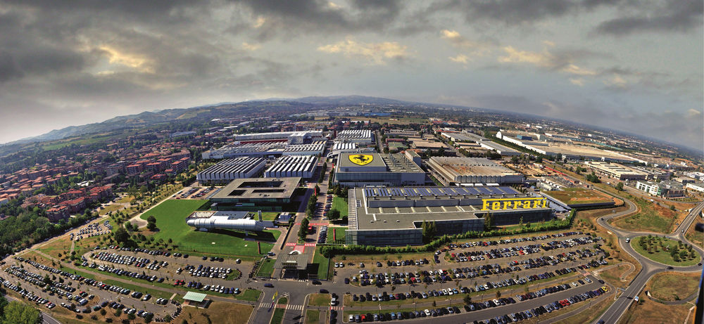 Vista aerea (foto da elicottero) dell'area dove sorge la fabbrica Ferrari