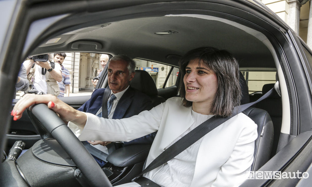 nissan-leaf-chiara-appendino-torino-7