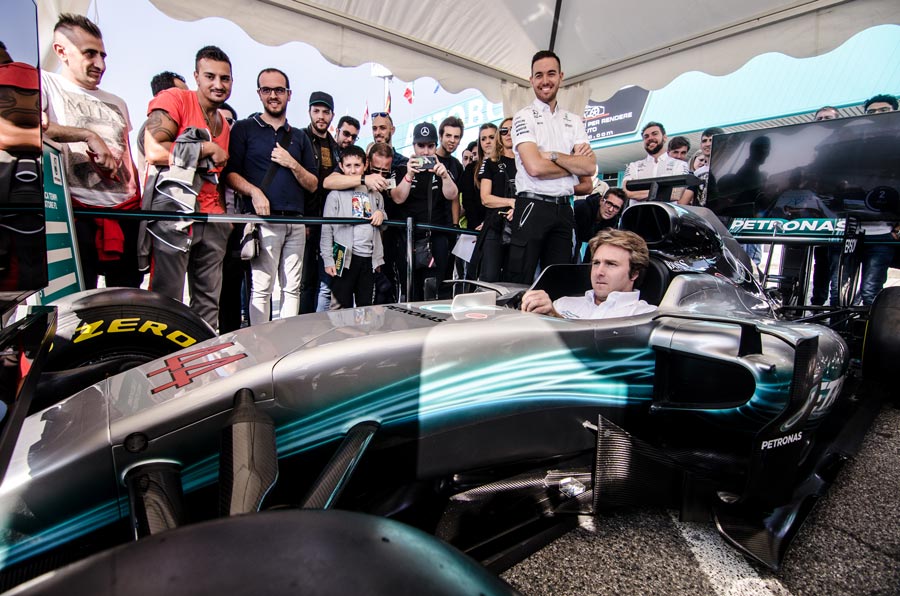Officina Petronas Autobox Rivalta
