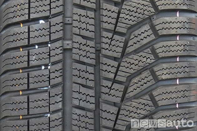 Hankook Winter i’cept Evo2 W320