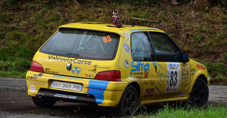 Auto da gara contro carabinieri peugeot-106-rally-gomitolo