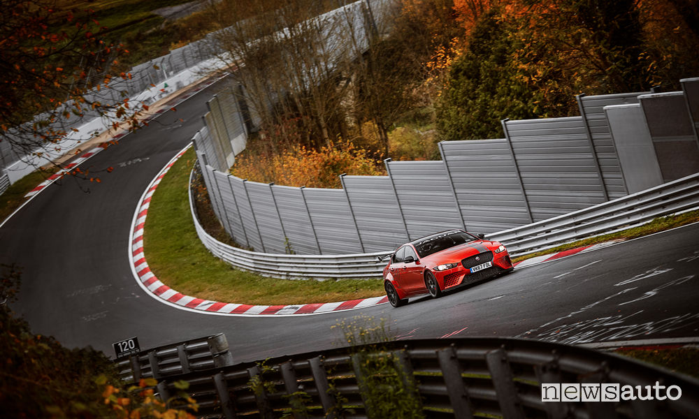 Jaguar XE record Nurburgring