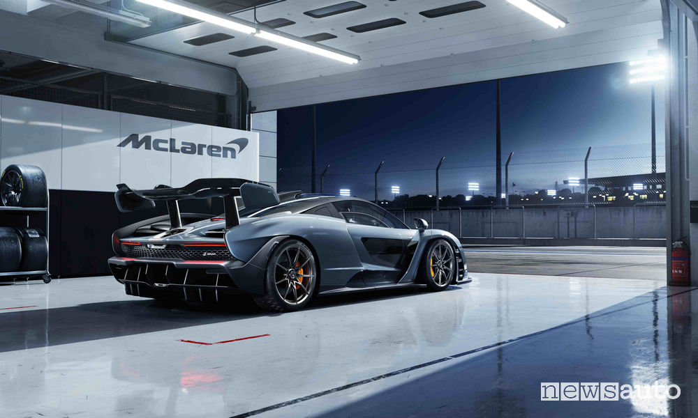 McLaren Senna