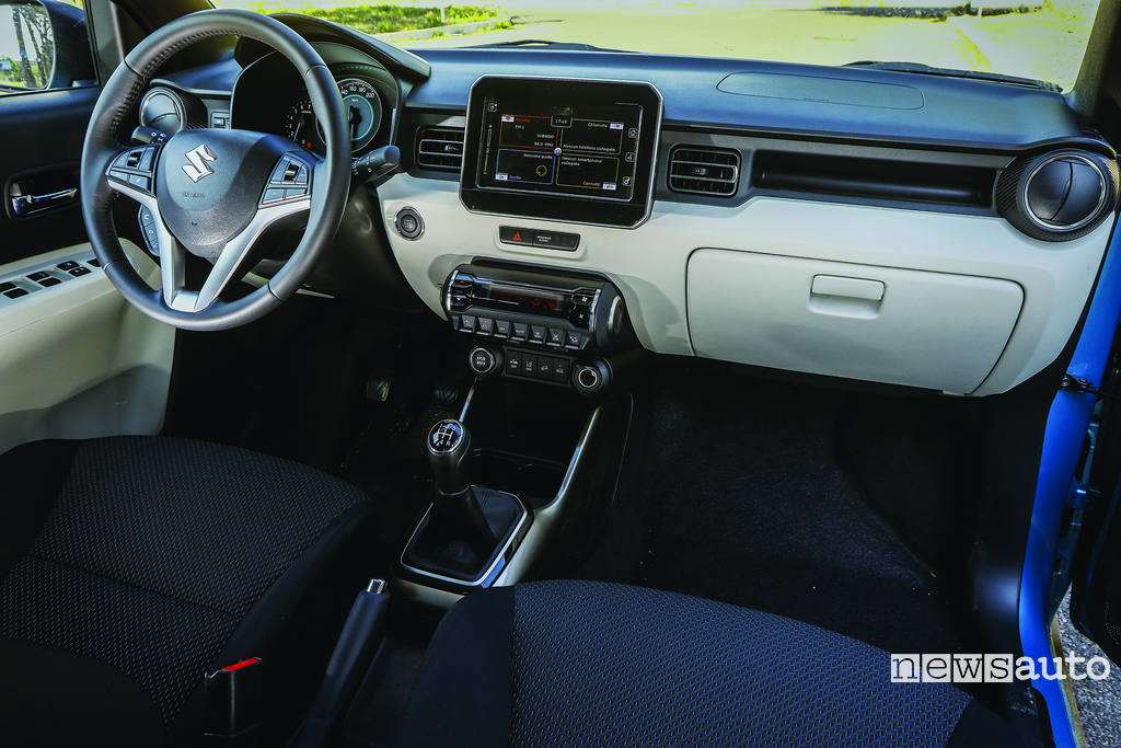 Suzuki Ignis caratteristiche interni Suzuki Ignis caratteristiche interni