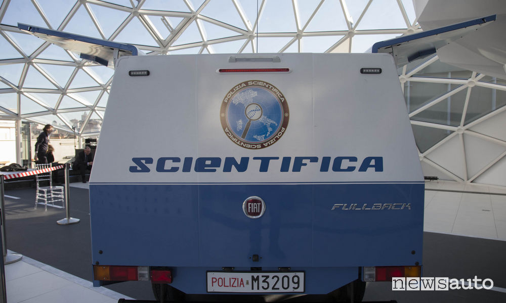 Fiat Fullback alla Polizia Scientifica