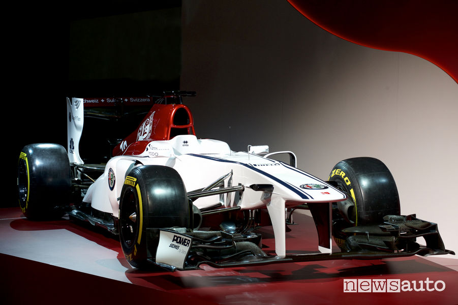Livrea ufficiale Alfa Romeo F1