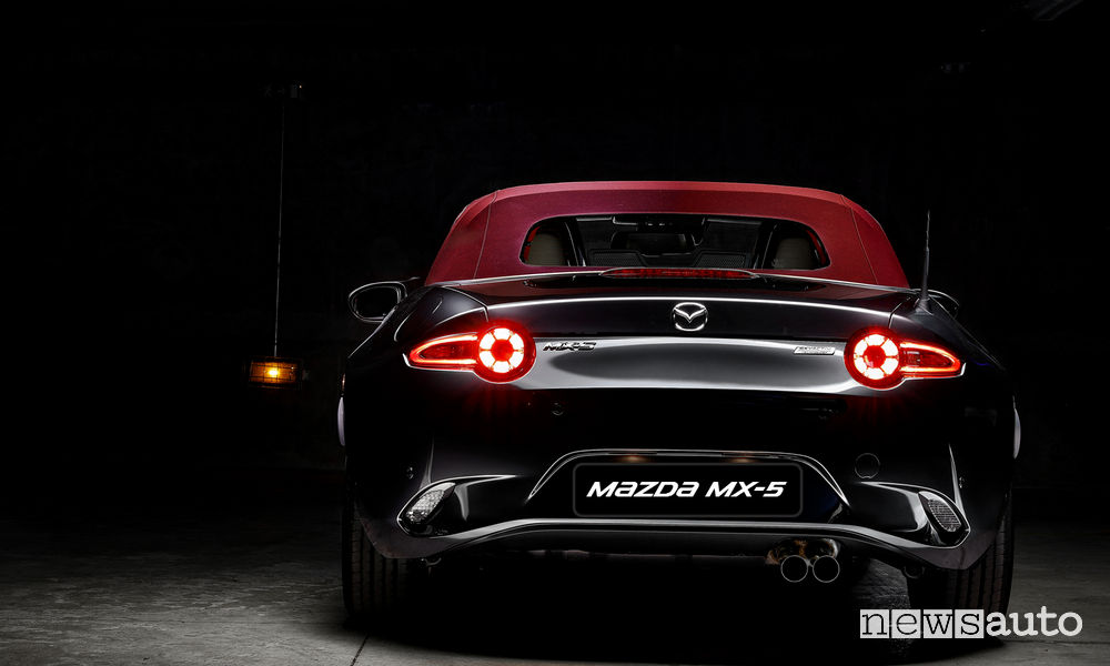 Mazda MX-5 2018 Cherry Edition