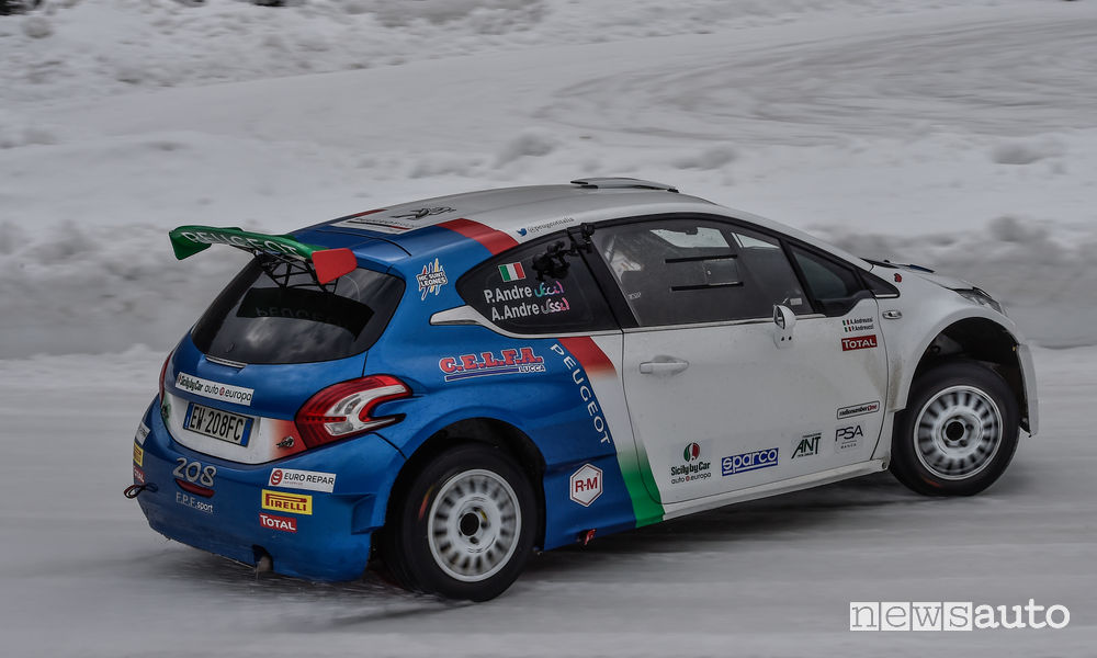 Rally sul Ghiaccio Peugeot 208 T16