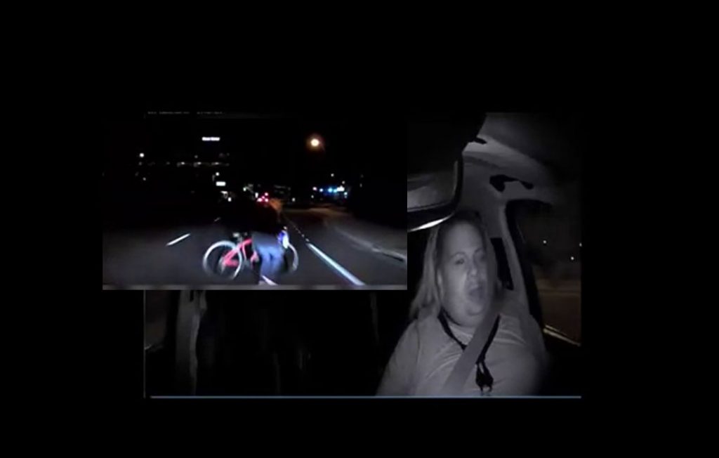 Video Incidente uber guida autonoma bicicletta impatto