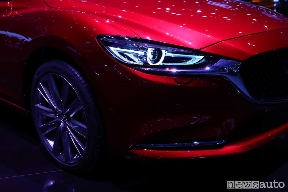 Mazda Ginevra 2018 Mazda6