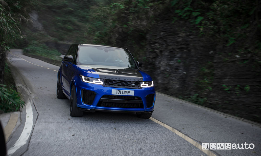 Tianmen Road record Range Rover Sport SVR