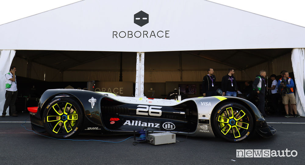 Roborace campionato autonomo