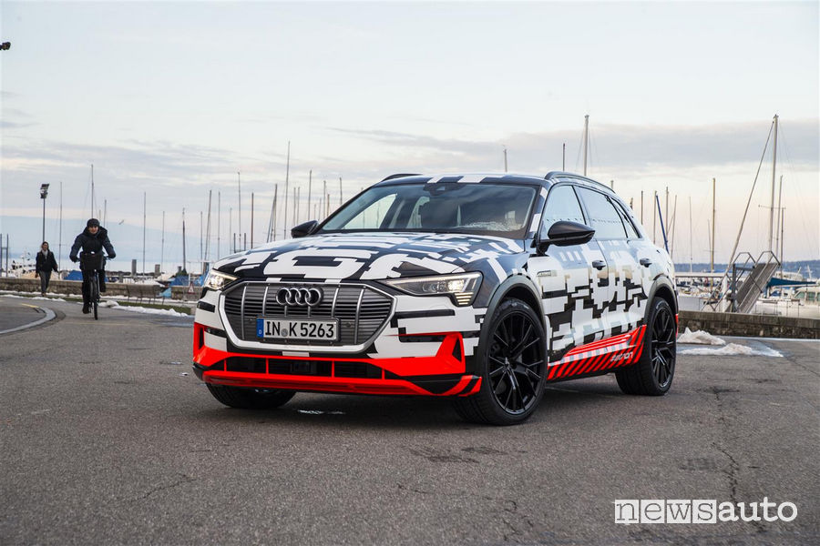 Auto elettrica Audi e-tron