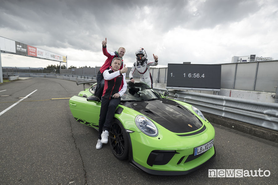 Record Nurburgring Porsche 911 GT3 RS