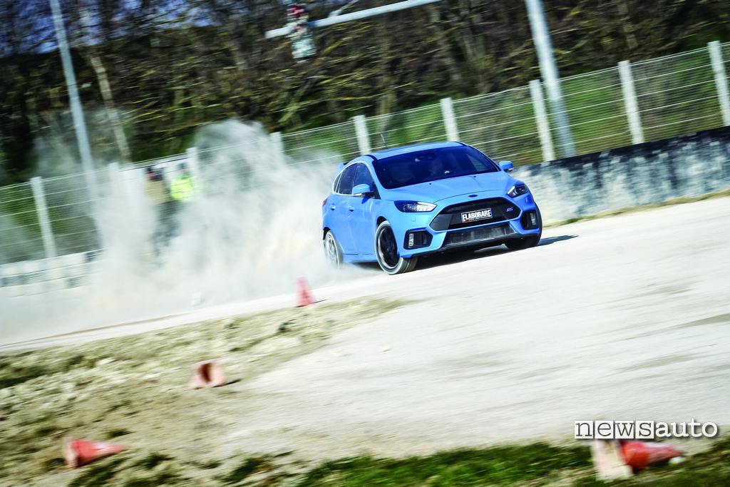 Ford Focus RS 350 CV la prova su terra Ford Focus RS 350 CV la prova su terra