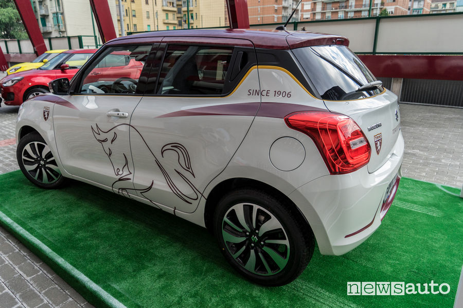 Suzuki Swift ibrida Toro Edition