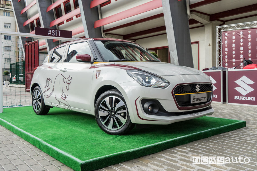 Suzuki Swift ibrida Toro Edition