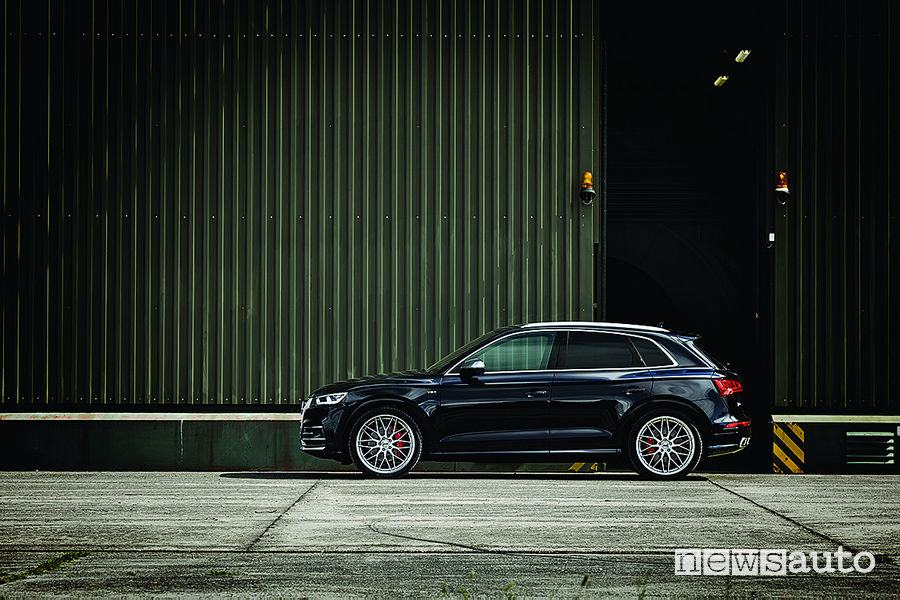Cerchi AEZ Crest su Audi SQ5