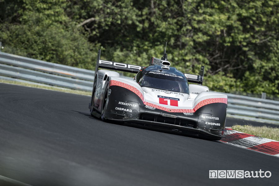 Nurburgring record assoluto Porsche 919 Hybrid Evo