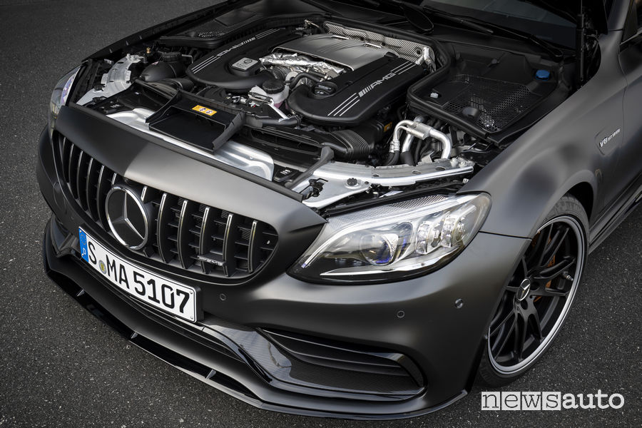 Mercedes-AMG C 63 S Coupé motore V8 biturbo AMG