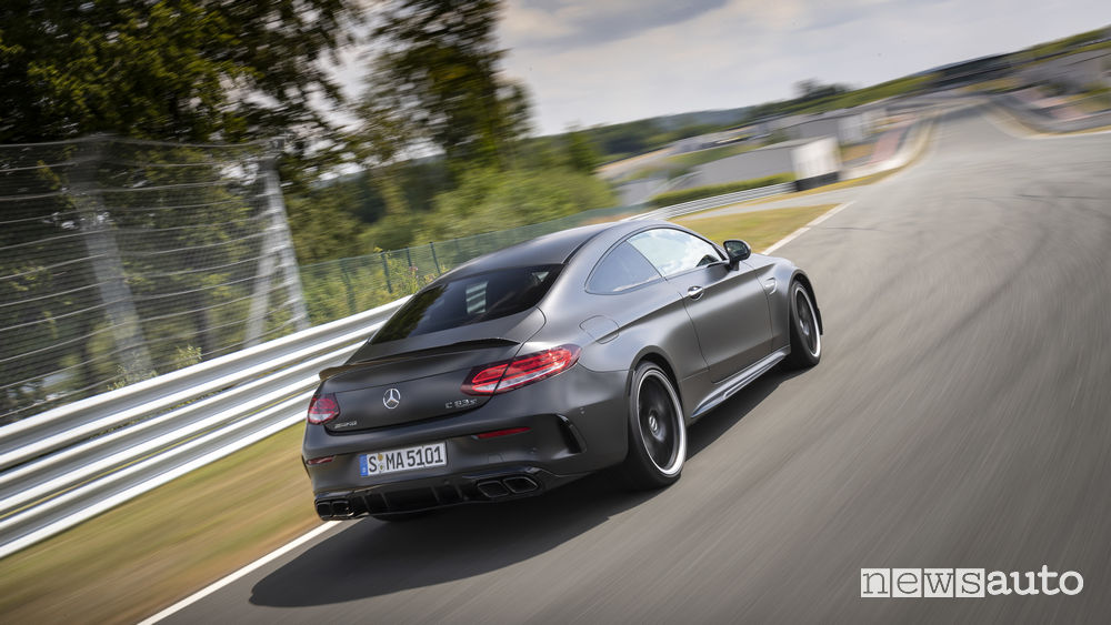 Mercedes-AMG C 63 S Coupé in pista