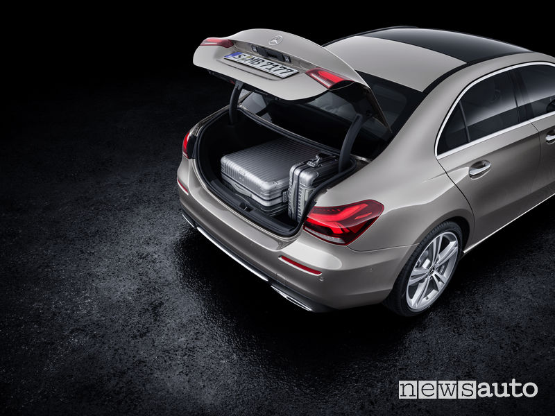 Mercedes-Benz Classe A Berlina 2019 babagliaio