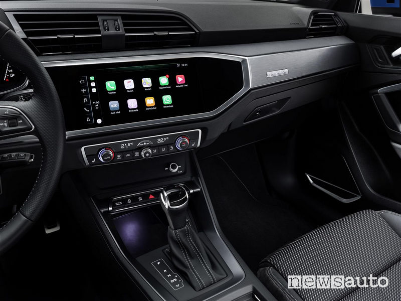 Nuova Audi_Q3 2019 AppleCar Play