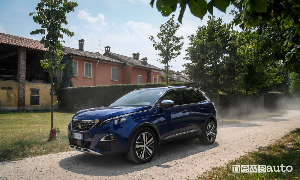 Peugeot 3008 cambio automatico EAT8