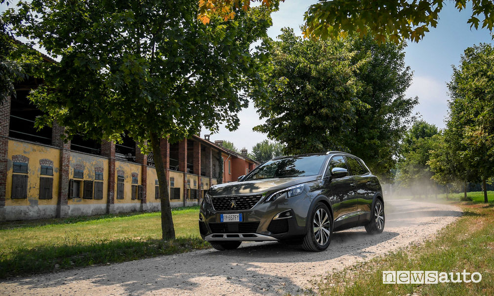 Peugeot 3008 cambio automatico EAT8