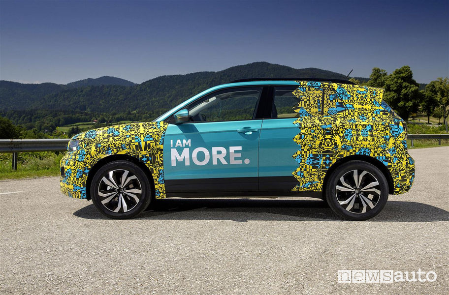 Laterale VW T-Cross livrea camouflage