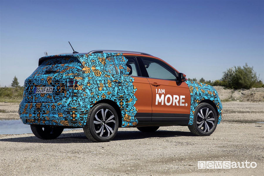Laterale VW T-Cross livrea camouflage