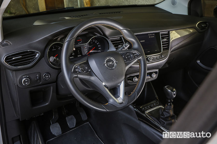 Opel Crossland X, plancia strumenti