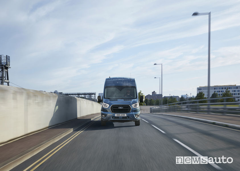 Nuovo Ford_Transit 2019, vista frontale