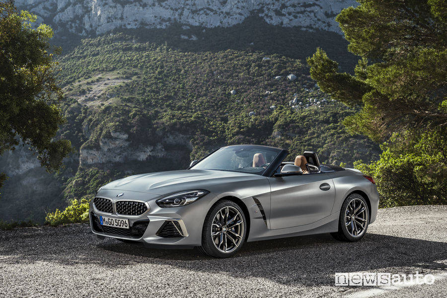 Nuova BMW_Z4 2019, vista di profilo