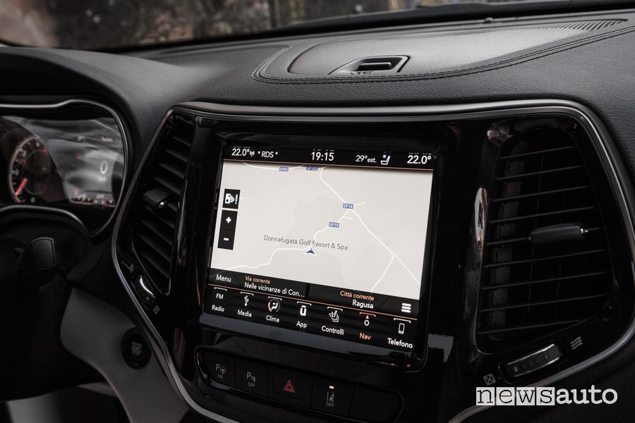 Nuova_Jeep Cherokee_2019, Uconnect 8.4” NAV