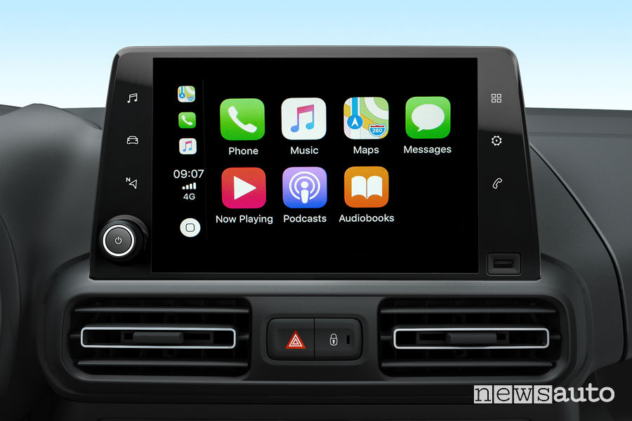 Opel_Combo Life 2019, Apple Car Play