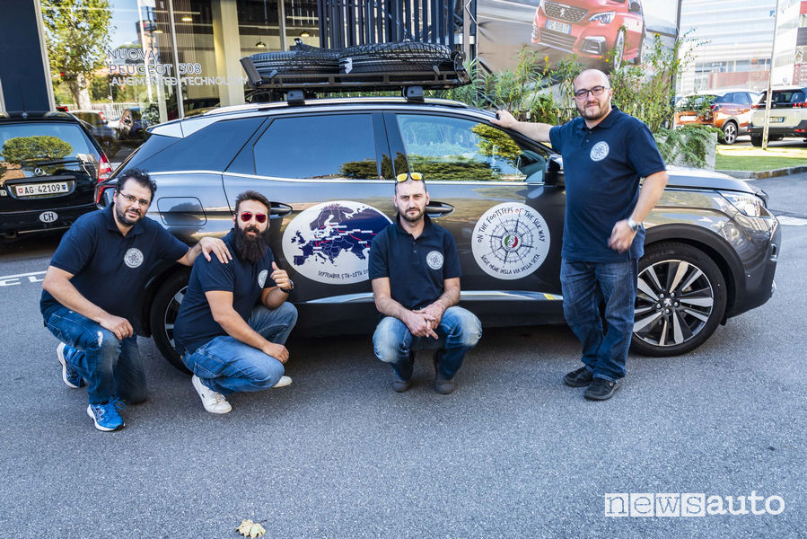 Peugeot 3008 in viaggio sulla Via_della_Seta, Peugeot Crew in partenza da Milano