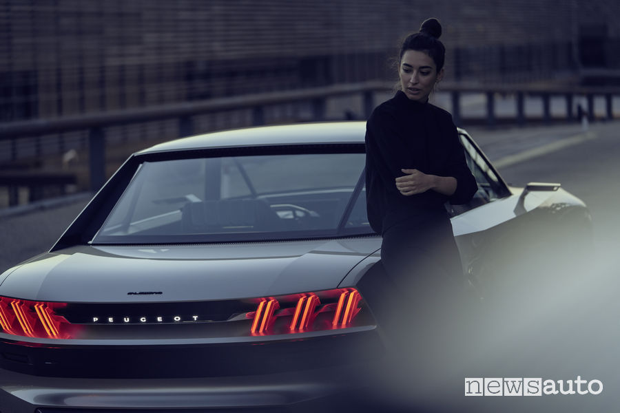 Peugeot e-Legend Concept, vista posteriore